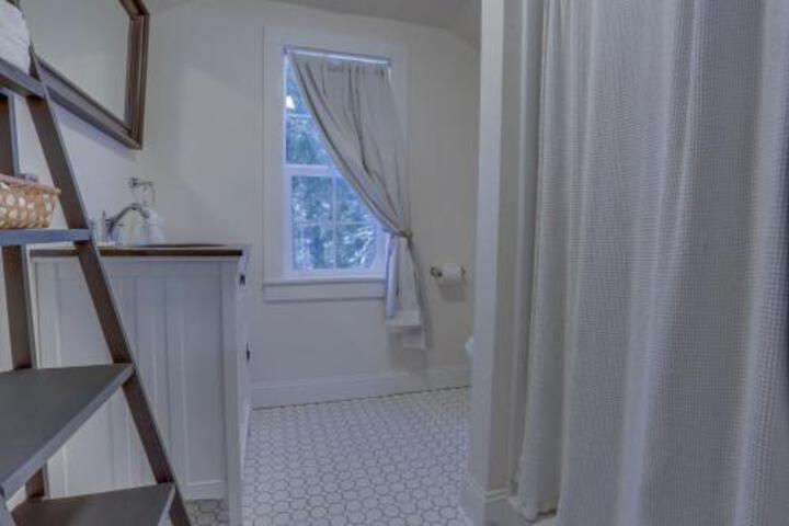 Barlow Bungalow