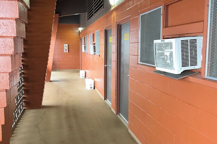 Room 18 of 68