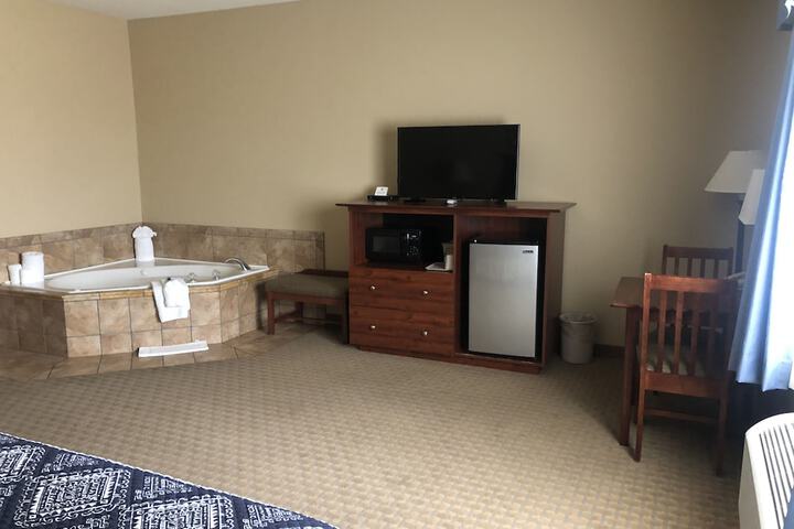 Room 15 of 37