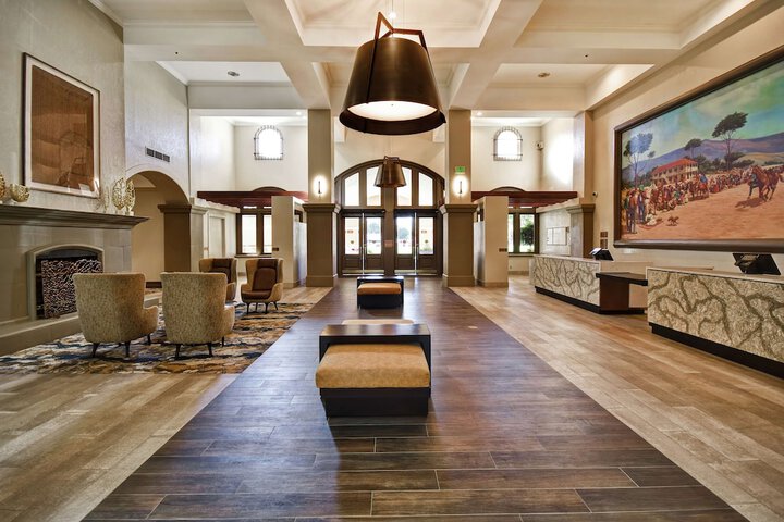 Hotel Interior 11 of 64