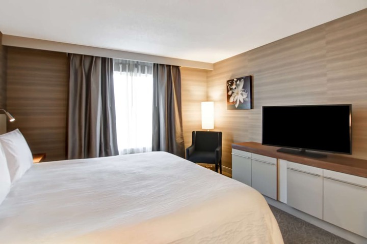 Room 22 of 60
