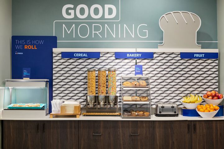 Holiday Inn Express Hotel & Suites Waycross by IHG