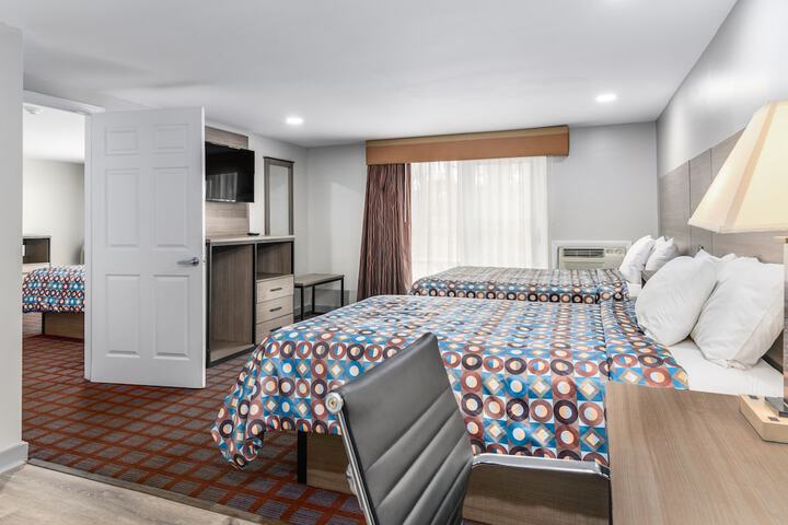 Room 20 of 36