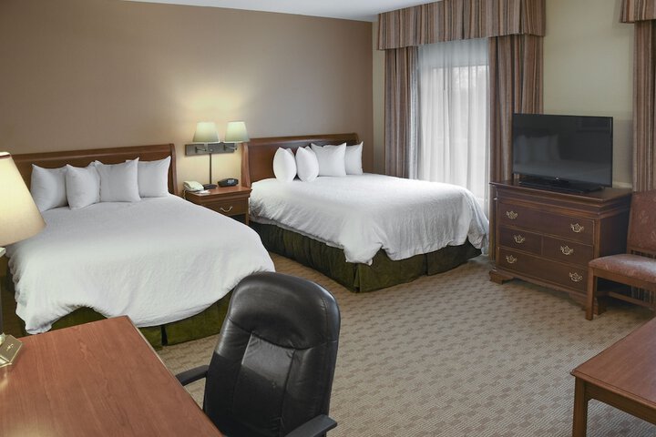 Hampton Inn & Suites Youngstown-Canfield