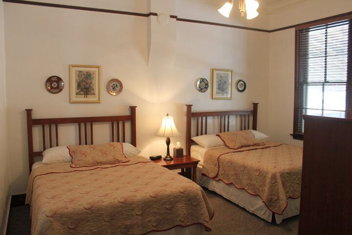The Hotel Limpia