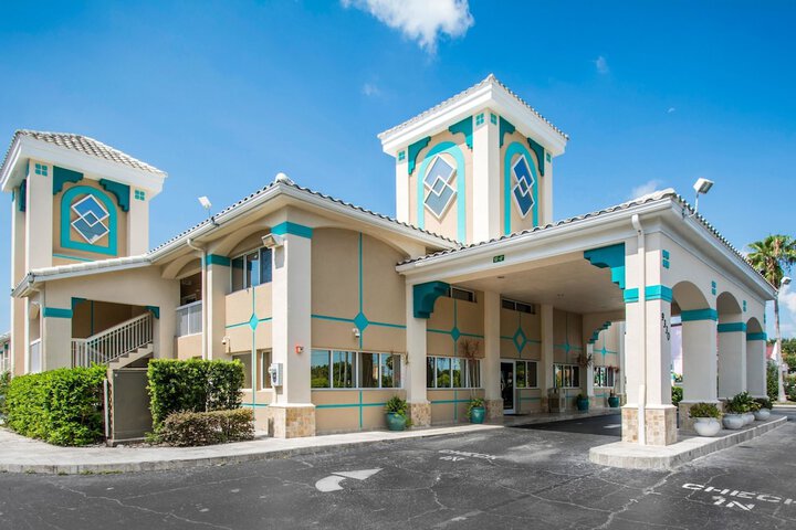 Hotel 3 of 38