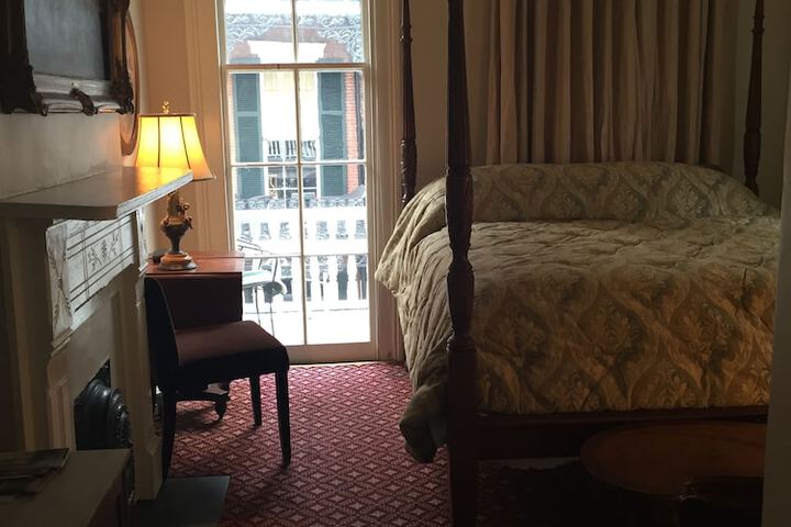 Room 39 of 49