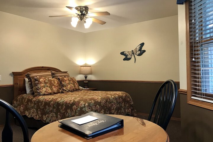 Room 32 of 157