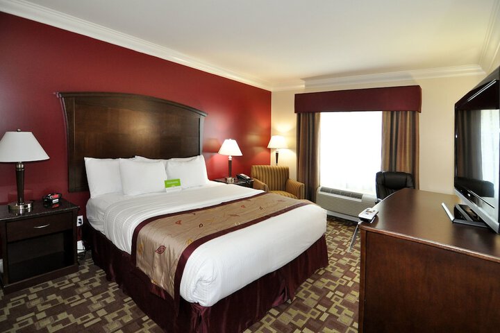 Room 31 of 40