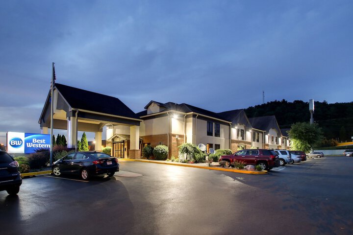Best Western Eagles Inn