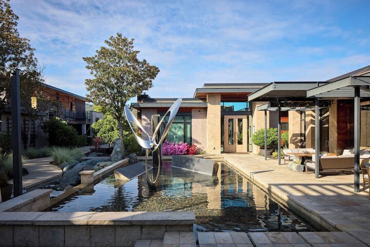 Sundeck 118 of 126