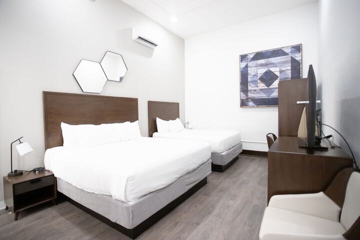 Room 14 of 44