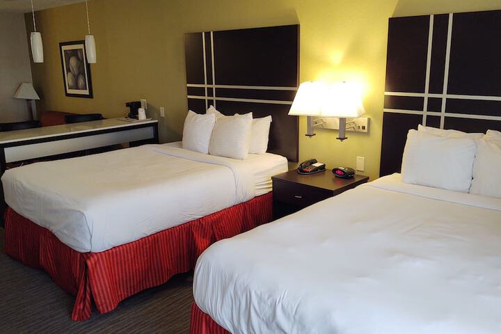 Room 15 of 25
