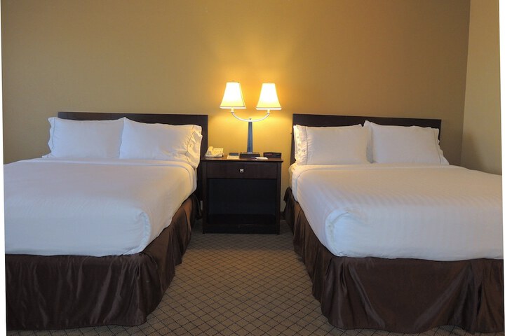 Room 26 of 37