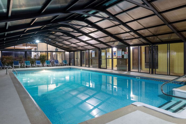 Pool 4 of 26