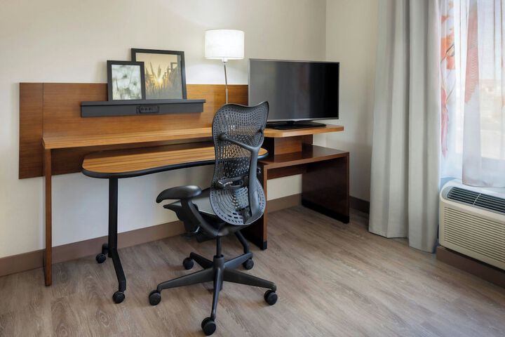Fairfield Inn & Suites Bowling Green