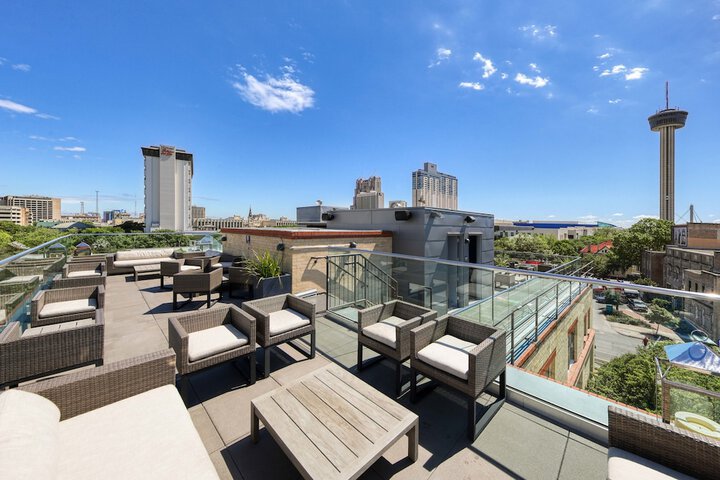 Terrace/Patio 61 of 71