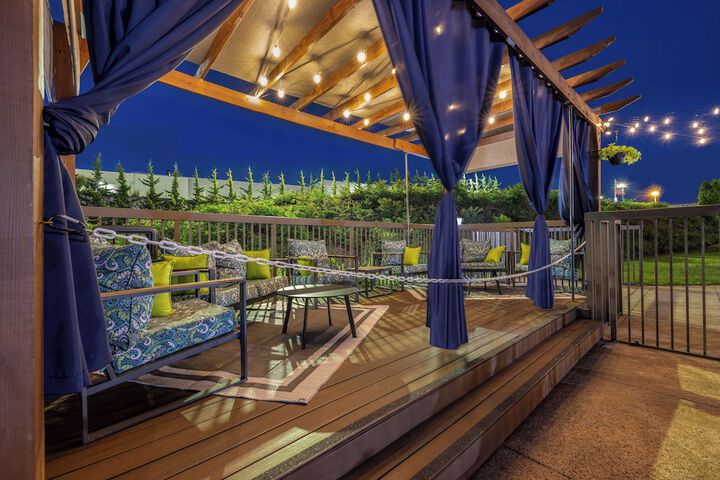 Terrace/Patio 71 of 77