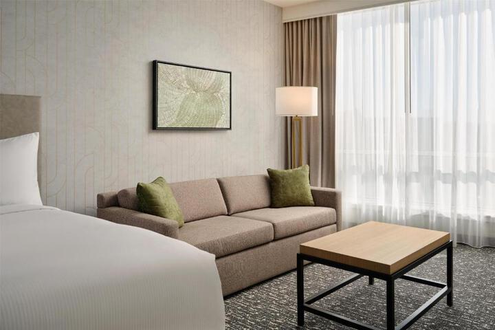 Doubletree by Hilton Greenville Airport