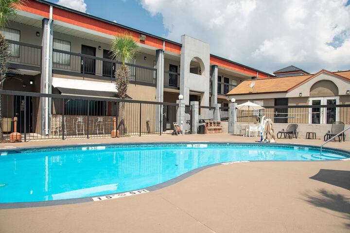 Pool 3 of 24