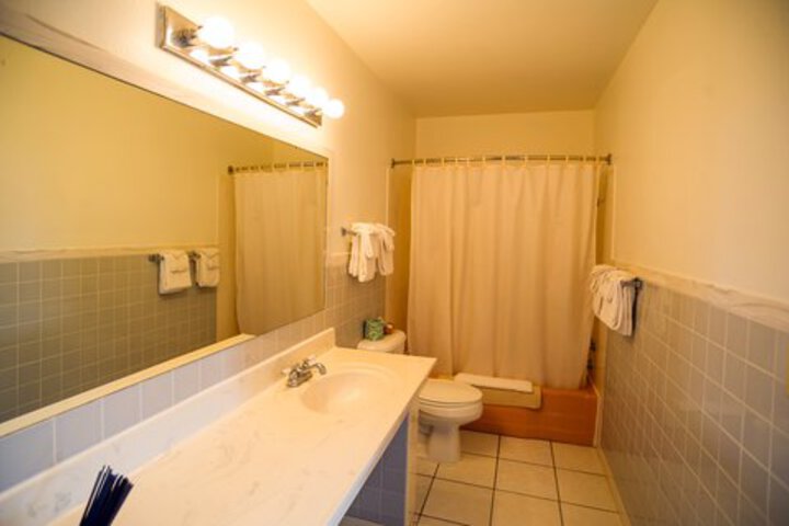 Room 26 of 27
