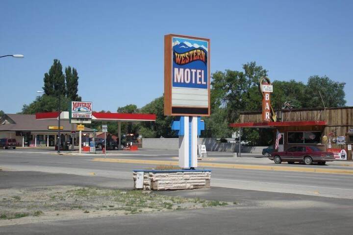 Western Motel