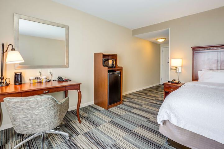 Hampton Inn & Suites Westford-Chelmsford