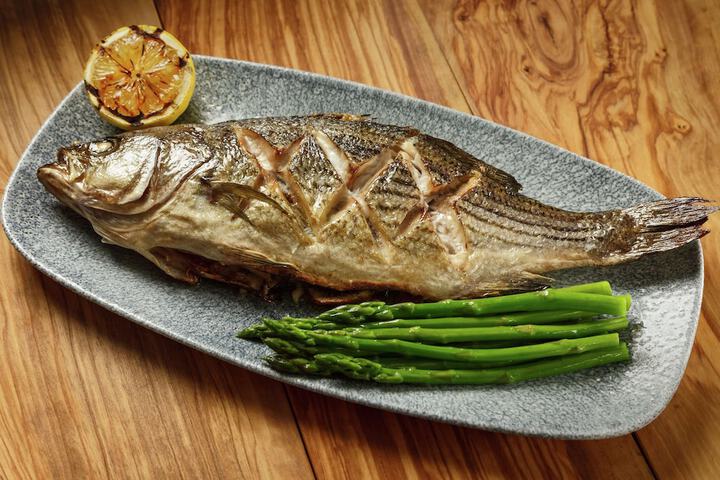 Dining 42 of 58