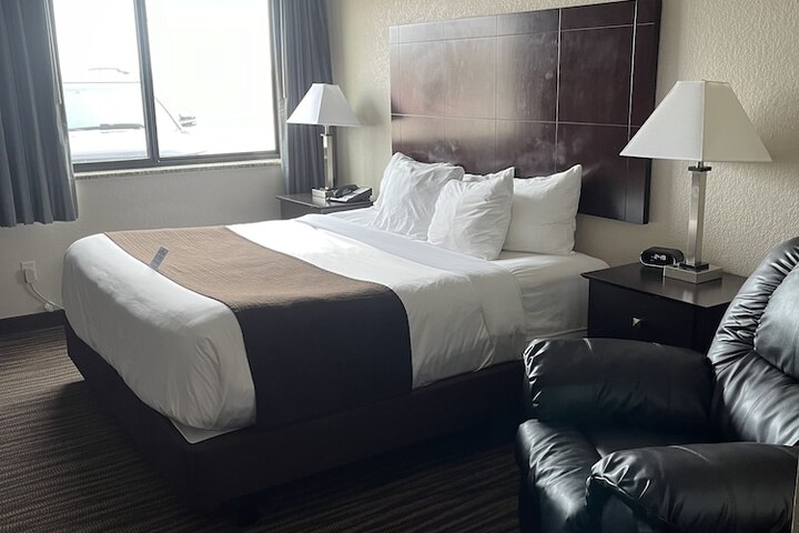 Room 29 of 94