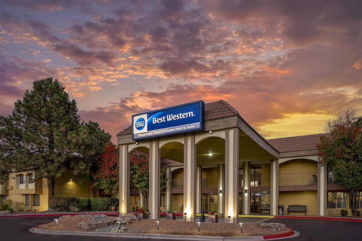 Best Western Airport Albuquerque InnSuites Hotel & Suites