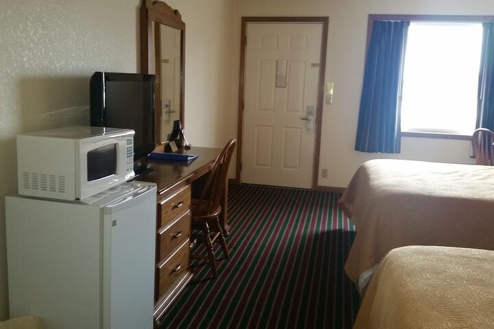 Room 15 of 37