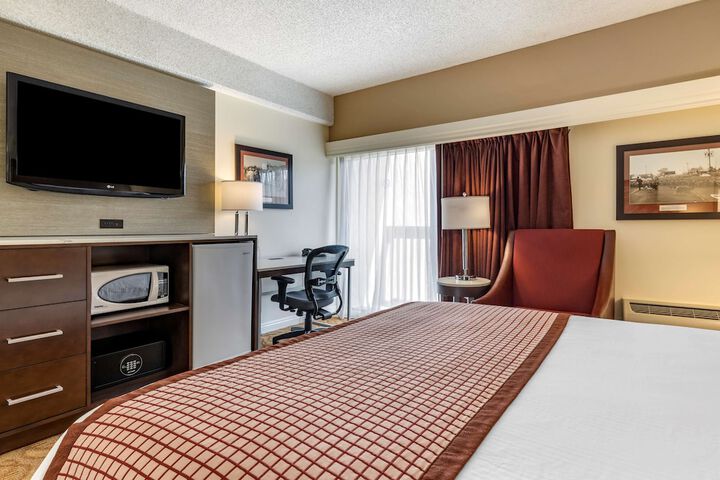 Room 19 of 46