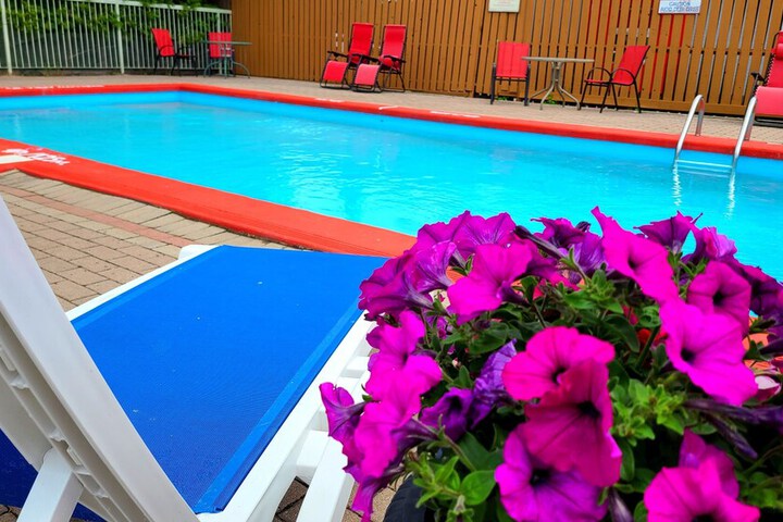 Riviera Inn and Suites 1000 Islands