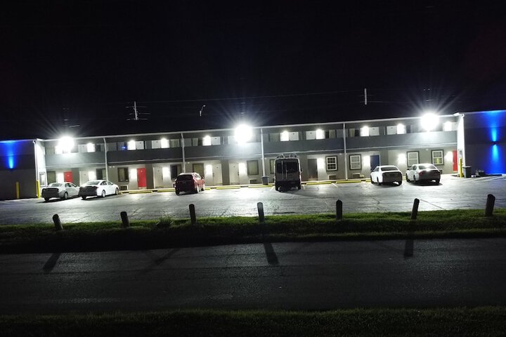 Hotel 16 of 51