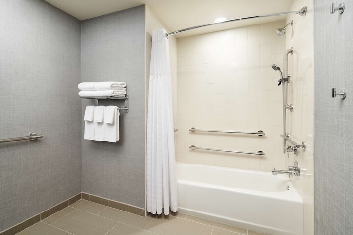 Hyatt Place Melbourne / Palm Bay / I-95