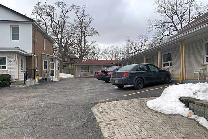 Lucien Motel