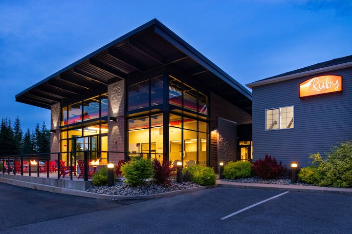 Hotel Ruby Ponderay / Sandpoint