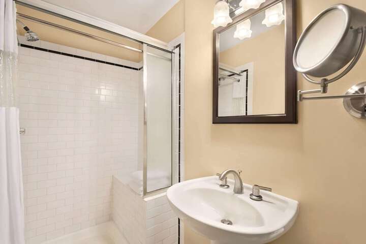 The Plaza Hotel Downtown Trademark Collection by Wyndham