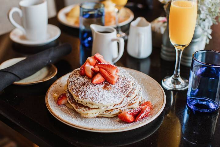 Breakfast/Coffee Service 52 of 63