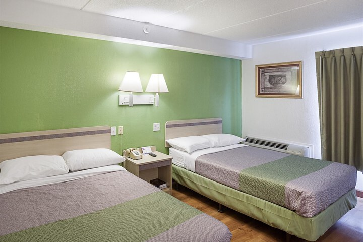 Room 18 of 41