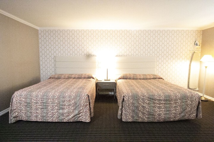 Room 14 of 34