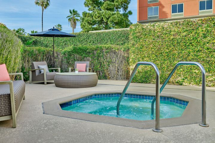 Courtyard by Marriott Culver City Los Angeles