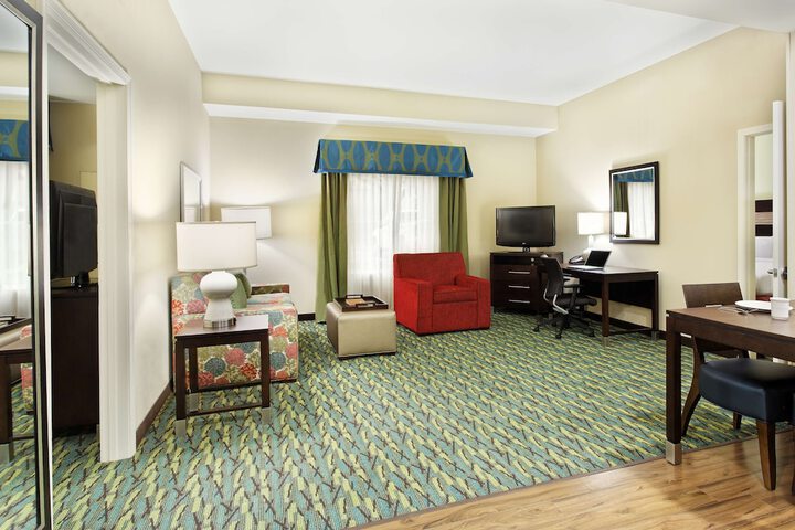 Room 10 of 29