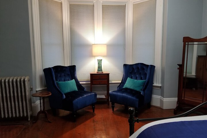 Room 54 of 73