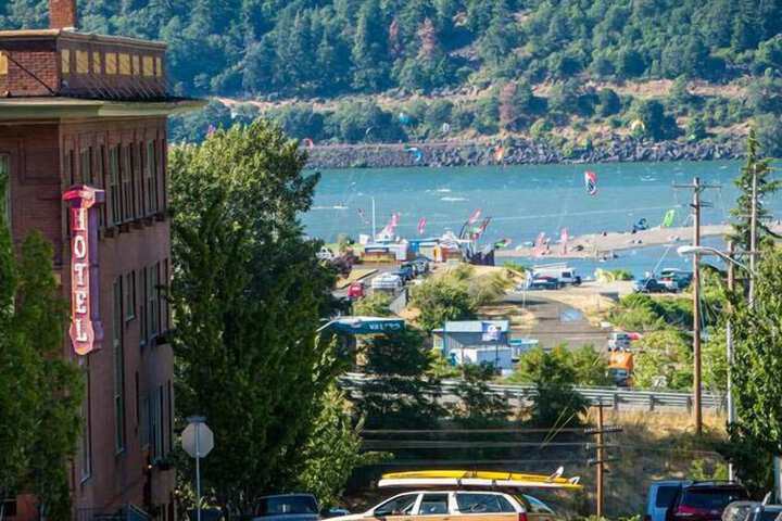 Hood River Hotel