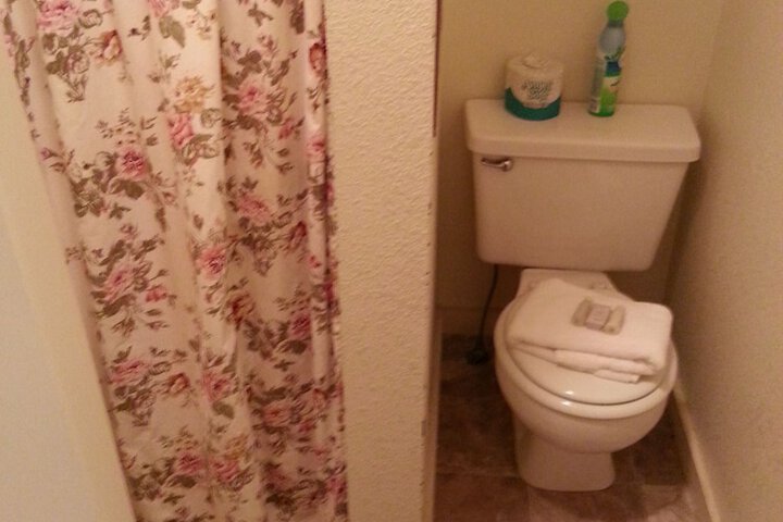 Room 44 of 82