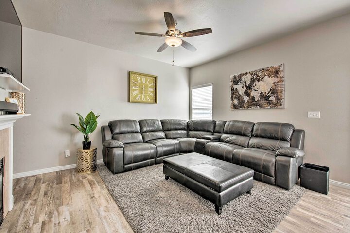Mtn View Townhome w / Amenities 17 Mi to Snowbird!