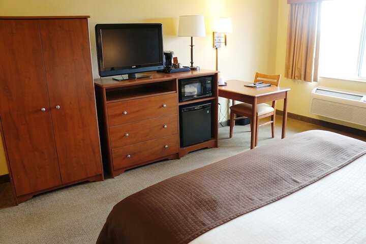 Room 35 of 61