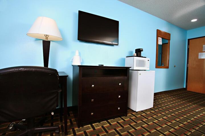 Room 11 of 26