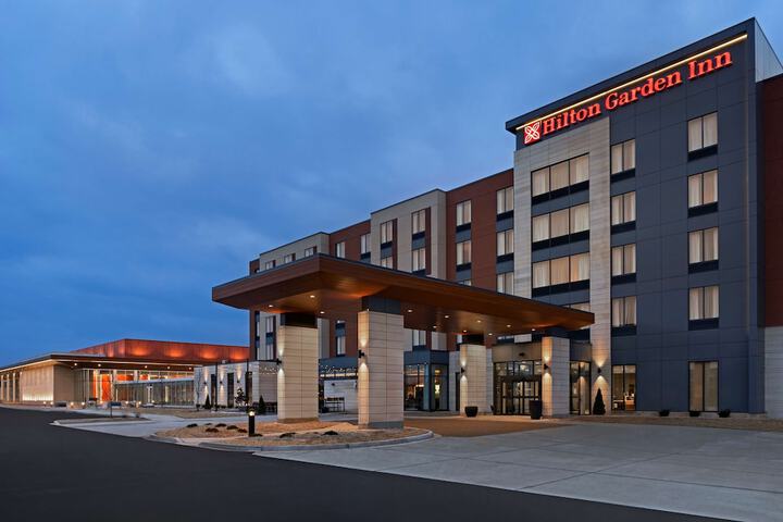 Hotel 4 of 35